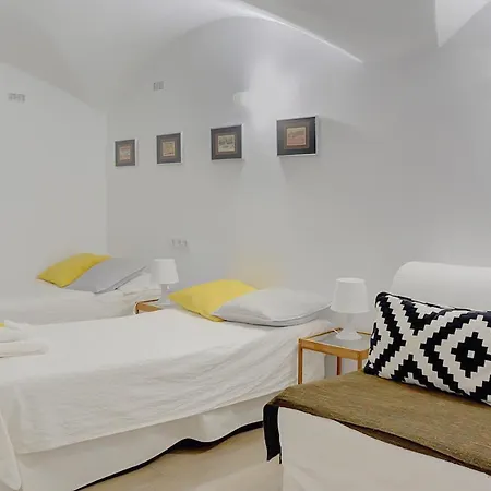 Triplex San Isidoro Apartment