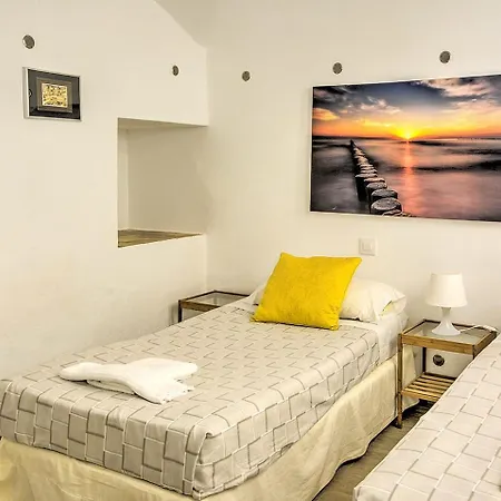 Triplex San Isidoro * Sewilla