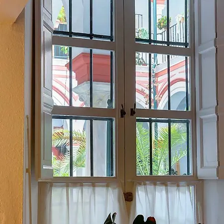 Apartament Triplex San Isidoro Sewilla